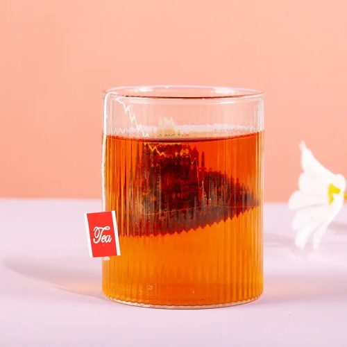 Alternative view of Trà đen thảo mộc vị dâu tây cao cấp